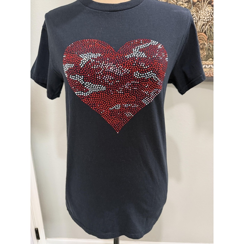 Shirt‎ Womens Small Black Rhinestone Heart Graphic Tee Short Sleeve Valentine